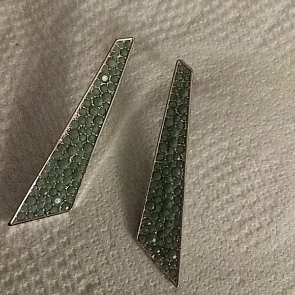 Women's Green Earrings - Picture 4 of 4